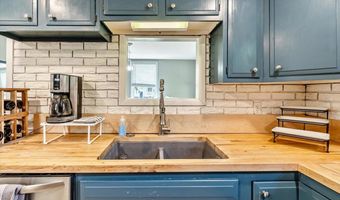 321 E Alburgh Rd, Alburgh, VT 05440