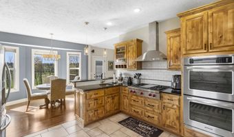19529 Lawrence 2152, Aurora, MO 65605