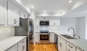 45 Hillside Ave 4, Branford, CT 06405