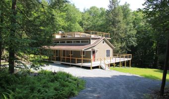 142 Tuthill Rd, Barryville, NY 12770