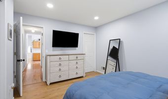 1349 Longboat Ave, Beachwood, NJ 08722