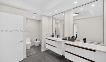 2000 Island Blvd 3010, Aventura, FL 33160