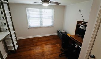 58 William St, Andover, NJ 07801