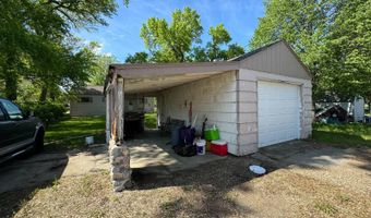 1204 4th St, Britton, SD 57430