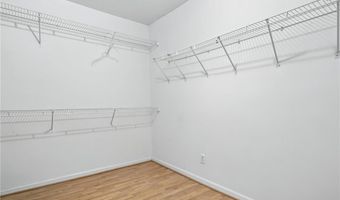 1506 Shadow Ridge Cir, Woodstock, GA 30189