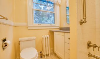 3925 CANTERBURY Rd, Baltimore, MD 21218