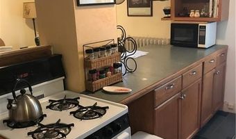 14 Brinley St 5, Newport, RI 02840