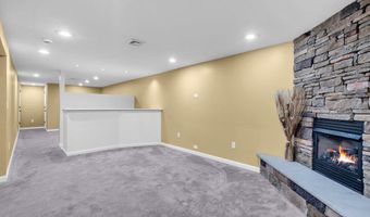 316 Seaman Ave, Beachwood, NJ 08722