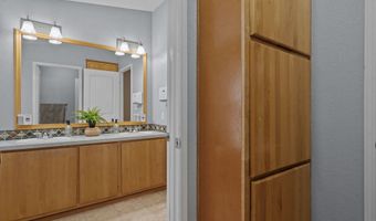 580 NW QUARRY Rd, Albany, OR 97321