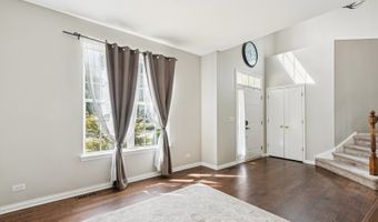 197 E Old Mill Trl, Antioch, IL 60002