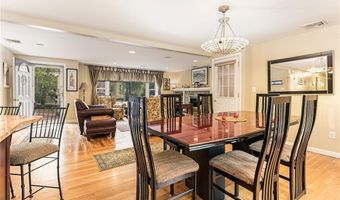 529 Shippeetown Rd, East Greenwich, RI 02818