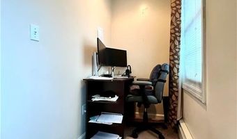 2 Hayes St, Johnston, RI 02919