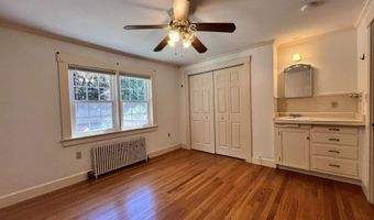 28 Old Wolfeboro Rd 3, Alton, NH 03809