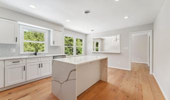 17708 TREE LAWN Dr, Ashton, MD 20861