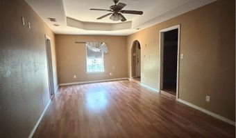 911 S Almond St, Alice, TX 78332