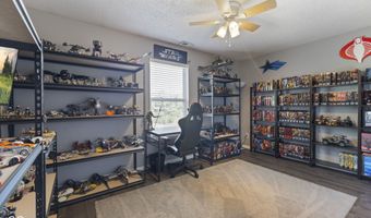 6608 Sonesta Dr, Indianapolis, IN 46217