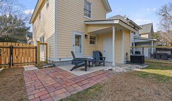 1307 Broad St, Beaufort, SC 29902