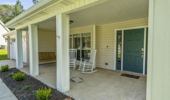 10676 N Oak Crest Dr, Biloxi, MS 39532