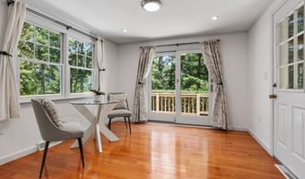 1 Blackhorse Dr, Acton, MA 01720