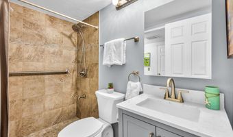 140 UWAPO Rd 36-104, Kihei, HI 96753