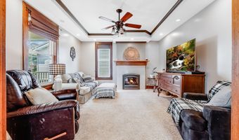 3 Pine St, Barrackville, WV 26559
