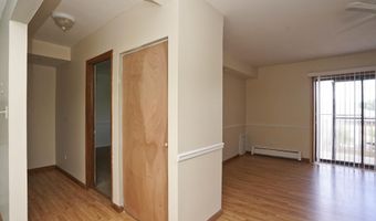 126 S La Londe Ave, Addison, IL 60101