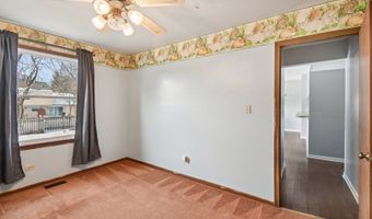 1420 Greenridge Ave, Algonquin, IL 60102