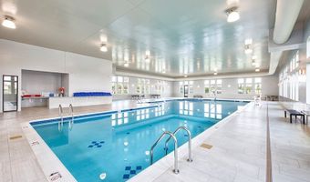 43011 Debonair Ter, Ashburn, VA 20148