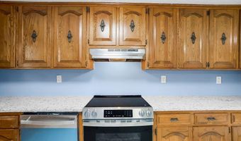 10240 NW State Route 18 Hwy, Amsterdam, MO 64723