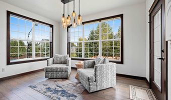 1013 HARVEST Trl, Appleton, WI 54913