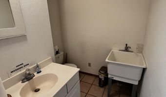 404 Douglas Ave, Beaver, OK 73932