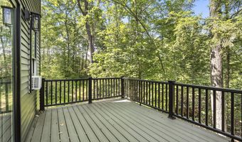 52 Woodbrey Ln, Standish, ME 04084