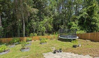 5367 Overland Dr, Biloxi, MS 39532