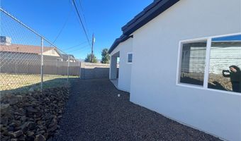 949 Harbor Dr, Bullhead City, AZ 86442