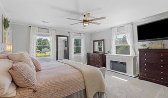 48 MADDOX Ln, Amissville, VA 20106