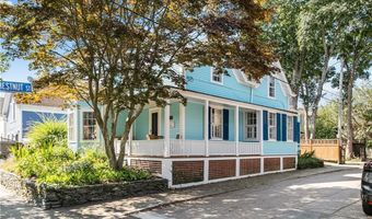 58 Second St, Newport, RI 02840