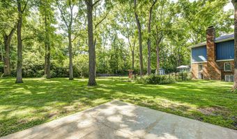 8710 Maple View Dr, Indianapolis, IN 46217