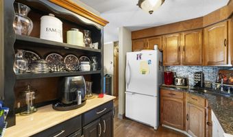 127 Butternut Ln 127, Bristol, CT 06010