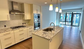 7171 WOODMONT Ave 606, Bethesda, MD 20815