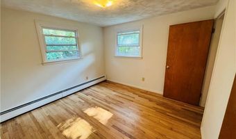 4 Reed Pl, East Greenwich, RI 02818