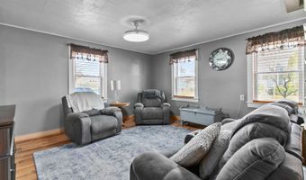 215 E WINNEBAGO St, Appleton, WI 54911