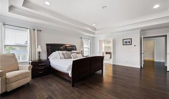 220 Briar Hollow Ln, Woodstock, GA 30188