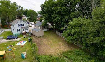 12 BROAD St, Coventry, RI 02816