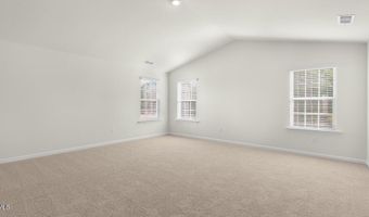 1061 Misty Creek Dr, Aberdeen, NC 28315