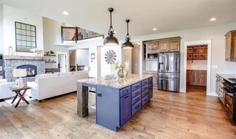 9174 207th Ave, Anamosa, IA 52205