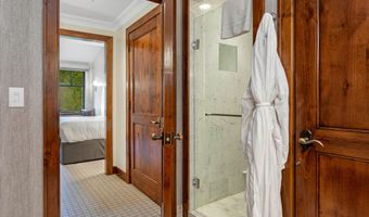 100 Bachelor Ridge Rd 3307, Avon, CO 81620
