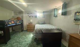 202 N Division St, Cowley, WY 82420