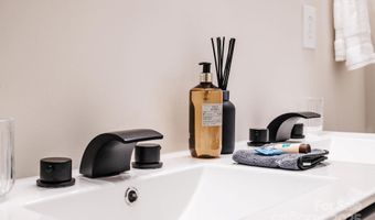 2230 Markham Ct, Charlotte, NC 28205