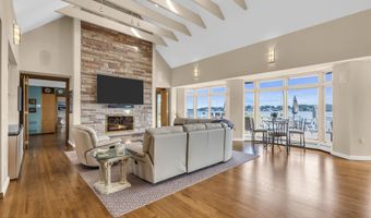 99 Holly Ln, Bayville, NJ 08721