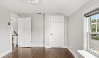 26 Tryon Ave, East Providence, RI 02916